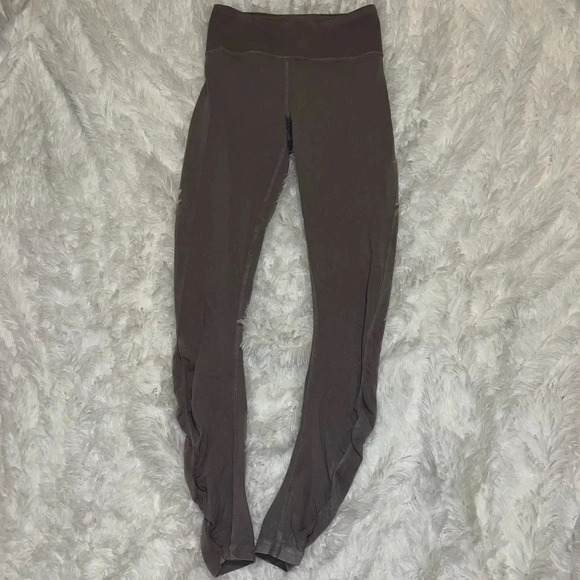 Lululemon Inner Glow Tight 28" Washed Half Moon size 6 - Picture 2 of 6